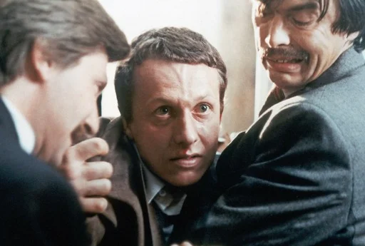 Kino: Sattuman kauppaa