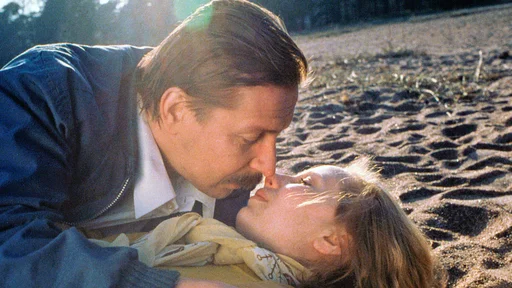 Kino Suomi: Varjoja paratiisissa