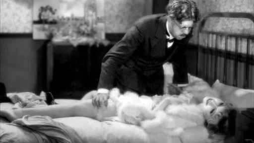 Kino Klassikko: Yöperhonen