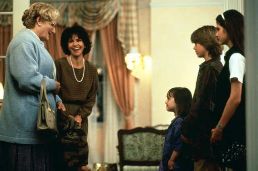 Subleffa: Mrs. Doubtfire - Isä sisäkkönä