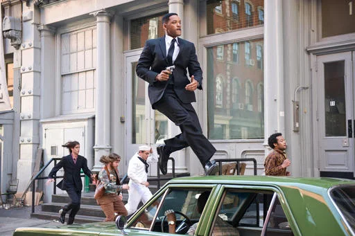 Subleffa: Men in Black 3 - miehet mustissa 3