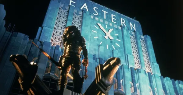 Predator 2 - saalistaja