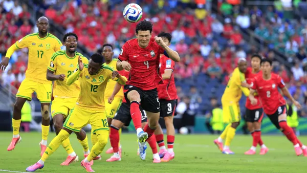 FIFA jalkapallon MM: Etelä-Afrikka - Etelä-Korea kooste
