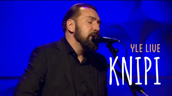 Knipi - Katkoviivoja ja tien varsia