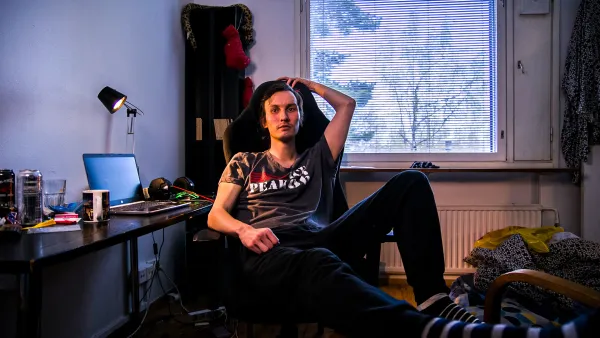 Logged in (16): Laitoksesta laitokseen