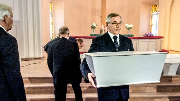 Pitkä taival kotiin