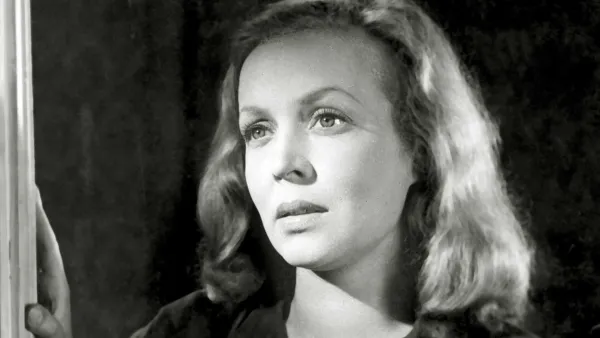 Soita minulle Helena